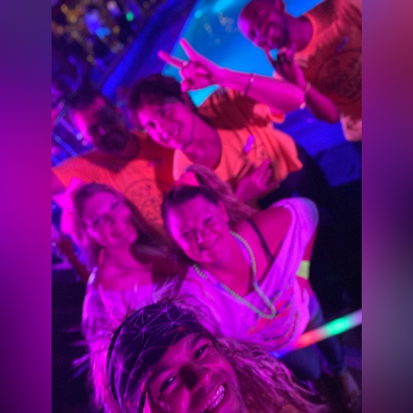 Meet your Posher, Jennifer - Picture 17 of 17